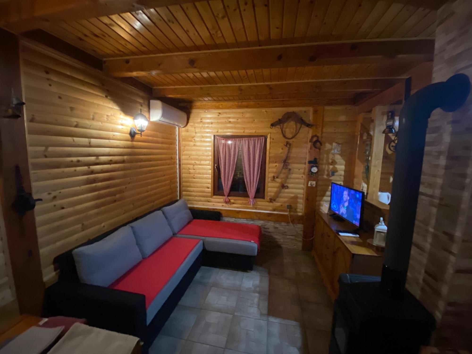 Kuca Za Odmor "Med Strmci" Villa Zlobin Exteriör bild